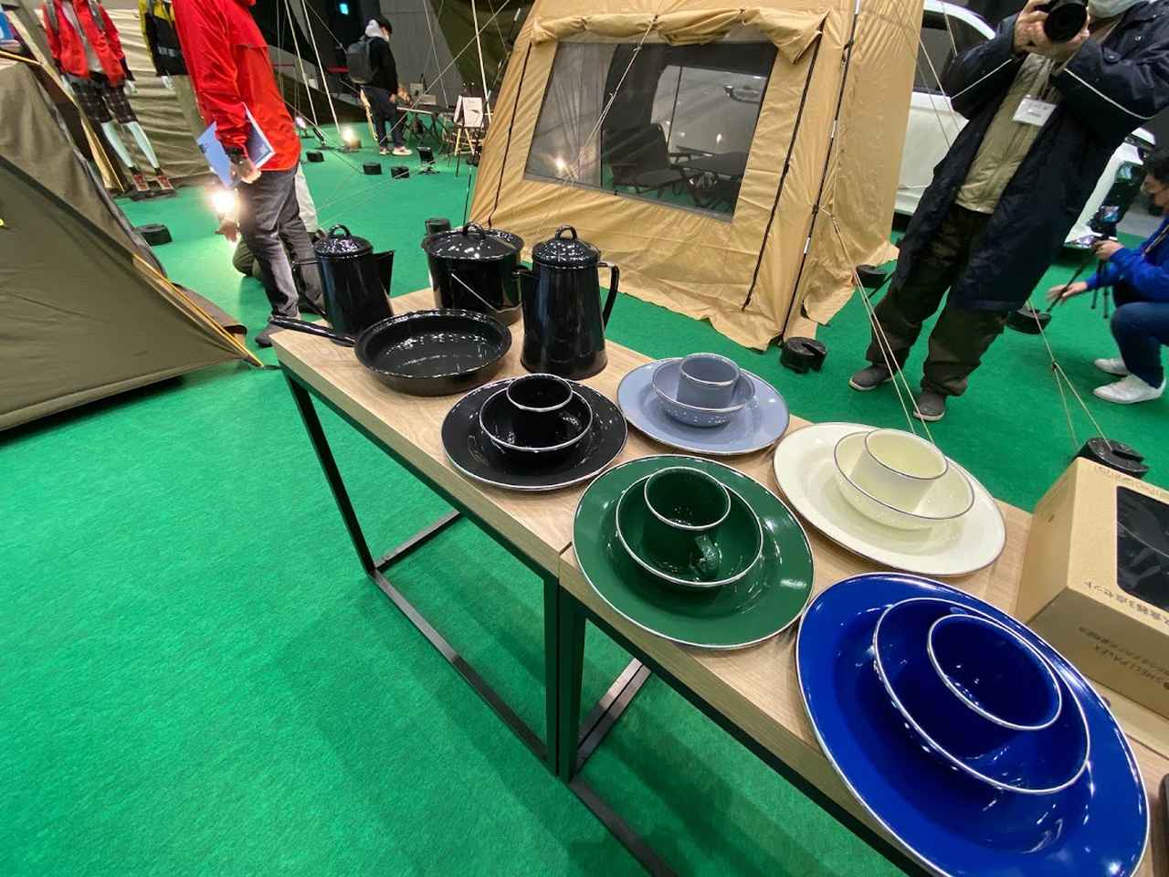 ワークマン2023キャンプギア速報 キャンプで必要な道具がすべて揃う！ 大型テーブルや食器など小物新作をご紹介 2ページ目-ハピキャンキャンプ・アウトドア情報メディア