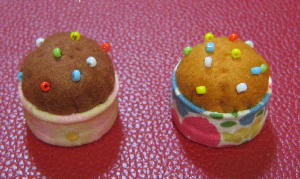 手芸 フェルトでチョコレートケーキを作る★ペットボトルのキャップ使用★