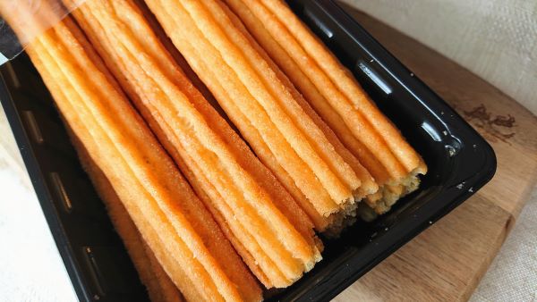 スペイン チュロスシナモンシュガー付き : ケーキ＆スイーツ上質食品通販サイトダイニングプラス 公式サイト・通販