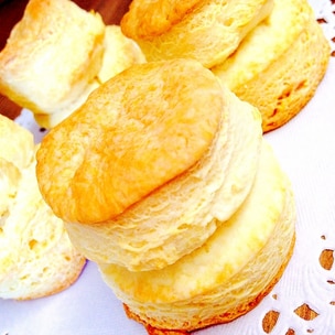 材料3つ＊天ぷら粉でノンオイルスコーン