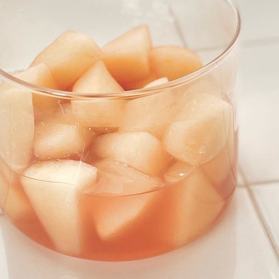 食品ロスに挑む、皮ごと真っ赤な紅玉のコンポート - mogu mogu MOGGY