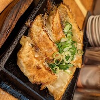 湖国のグルメ ラーメン酒房とら 八幡で続く！とんこつ日の丸ラーメン