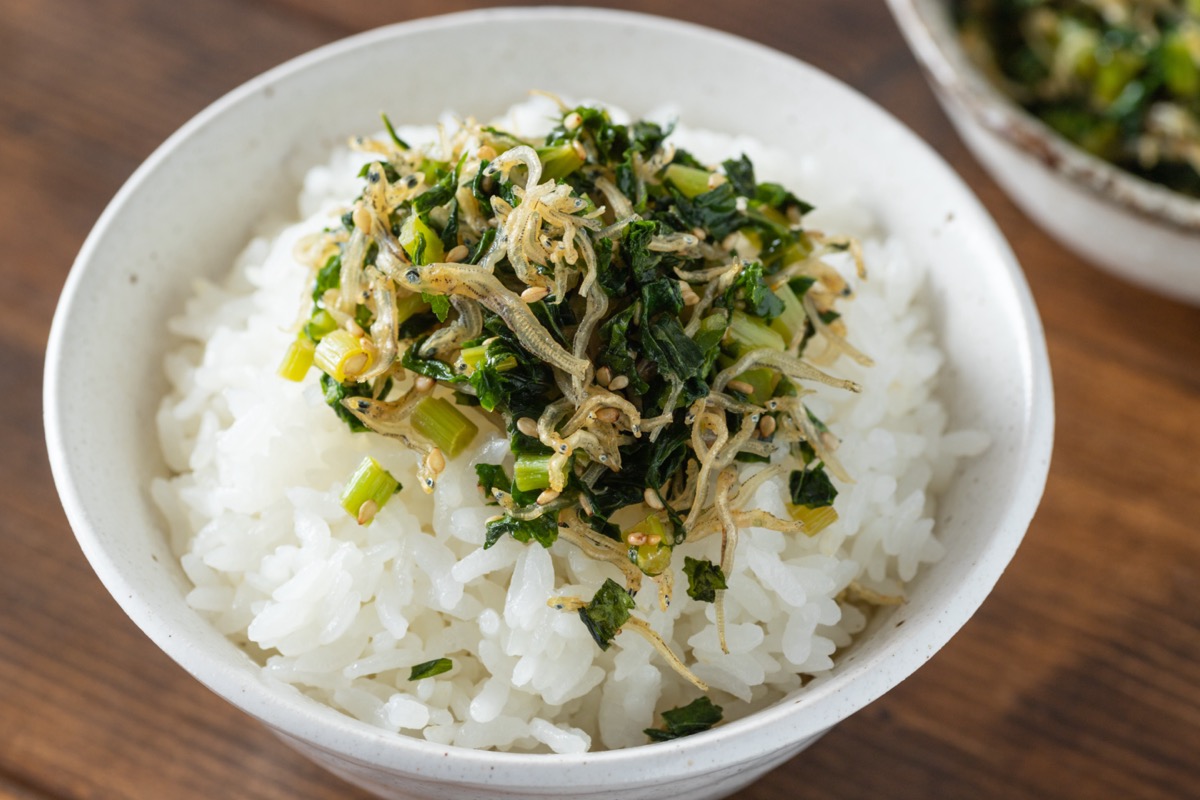 つくれぽ1000大根の葉っぱのふりかけレシピ人気1位～10位の殿堂入りをじゃこ・しらすで作る子供が喜ぶレシピから日持ちする冷凍レシピまで紹介クーカイ-Cookai