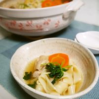 だしの旨味感じる♪ 白だしかまたまうどん