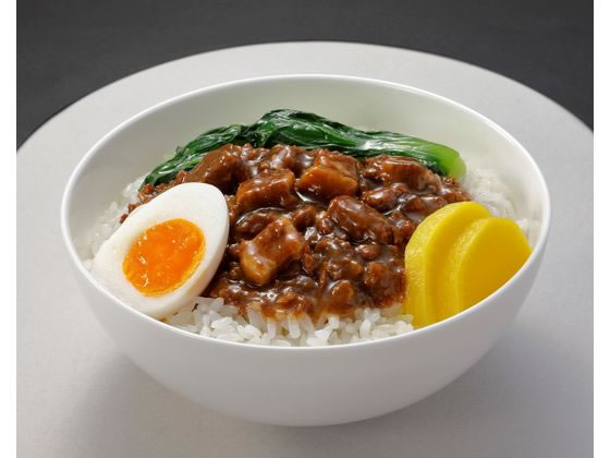 台湾グルメの定番！「鶏肉飯 ジーローハン 」