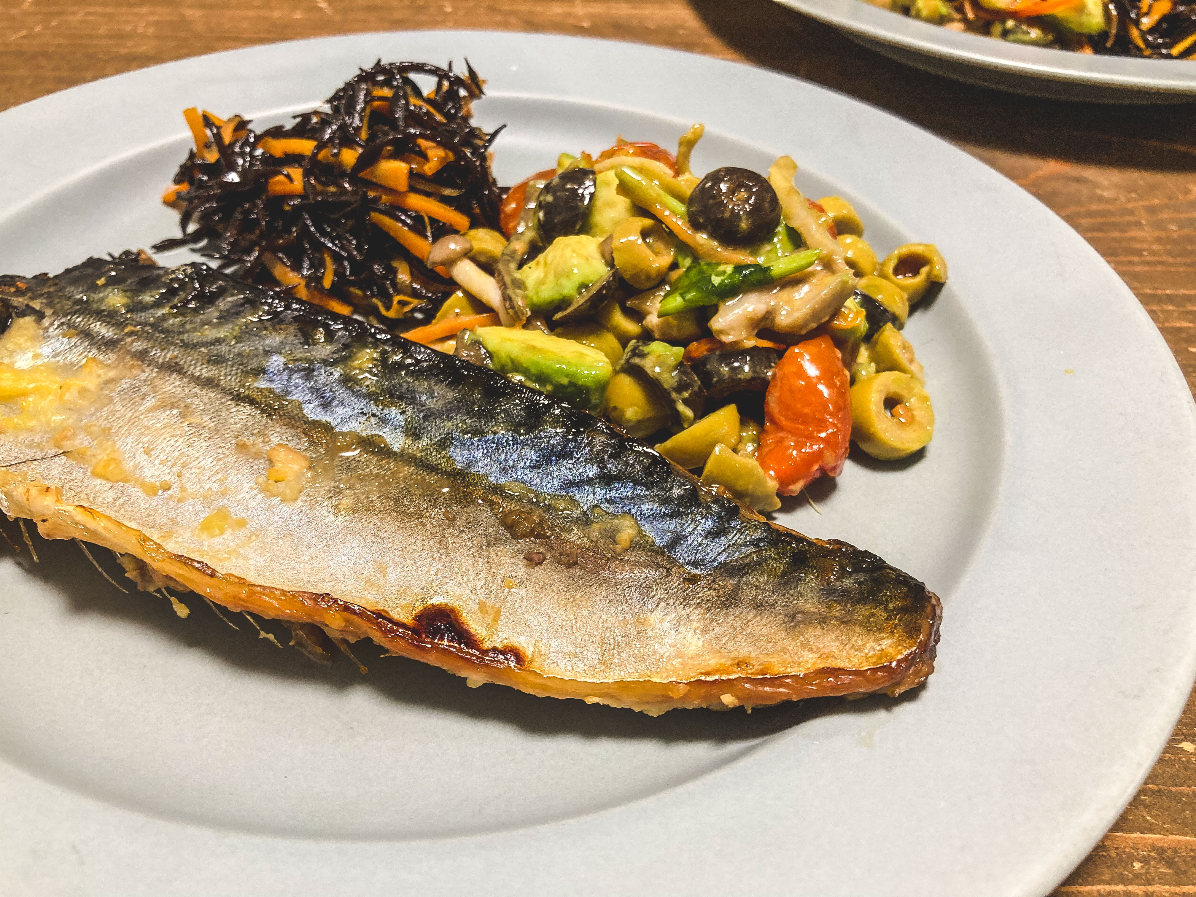 フライパンで美味しくパリッと焼き上げる 鮎の塩焼きレシピしまんトロッコガイド☆地元のおばちゃんブログ