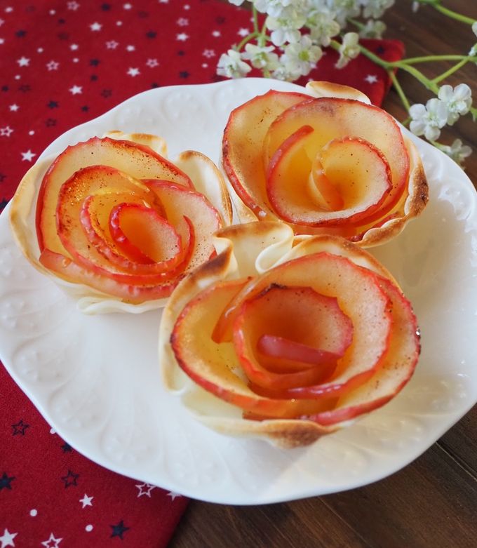 パイ 餃子の皮アップルパイ まんまるkitchenさんのレシピ書き起こし