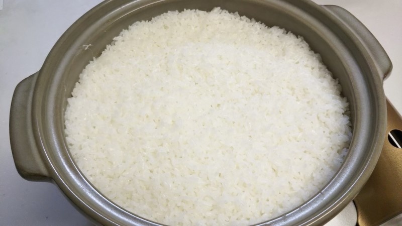 Amazon華華百貨店 昔ながらの ごはん鍋 炊飯土鍋 4合炊き 二重蓋 日本製 SE0902華華百貨店 キッチン用品ご飯鍋ご飯鍋・文化鍋