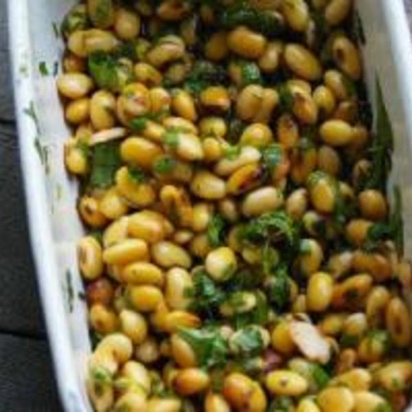 畑のあちらこちらに4月頃から多数出てくる葉 雑草？ ですが、 園芸相談Q＆Aみんなの趣味の園芸