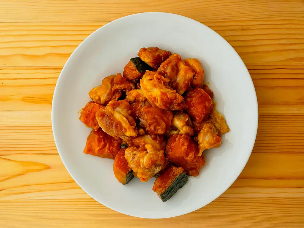 夏野菜と鶏もも肉の甘辛炒め うちのごはん使用