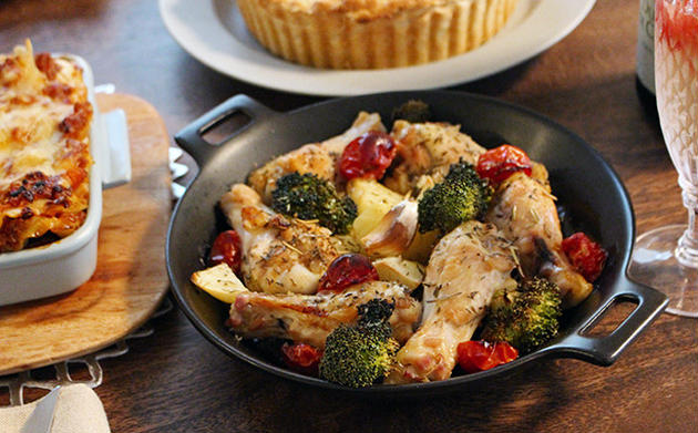 漬け込んでオーブンで焼くだけ『手羽元と野菜のオーブン焼き』