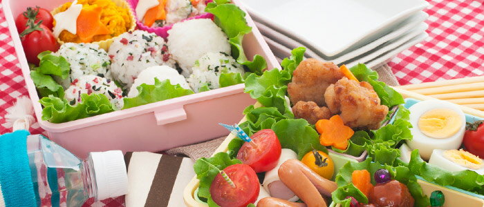 keito 夫のお弁当作り詰め方動画おはようございます🌞 今日は動物園🦁に行くので お弁当🍱作りましたー💛サンドイッチ 弁当✳︎ケチャップコンソメパスタ ✳︎フライドポテト ✳︎ピーマンツナ缶炒め ケチャップコンソメパスタは ゆでたパスタに ケチャップと