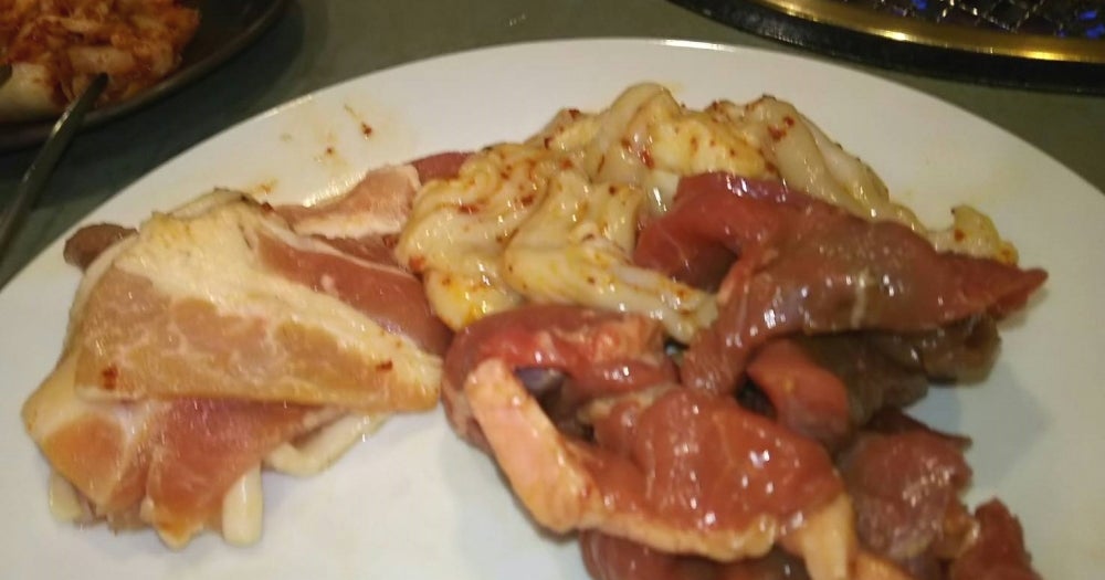 大阪激安焼肉食べ放題 芦原橋焼肉三昧玄 - YouTube