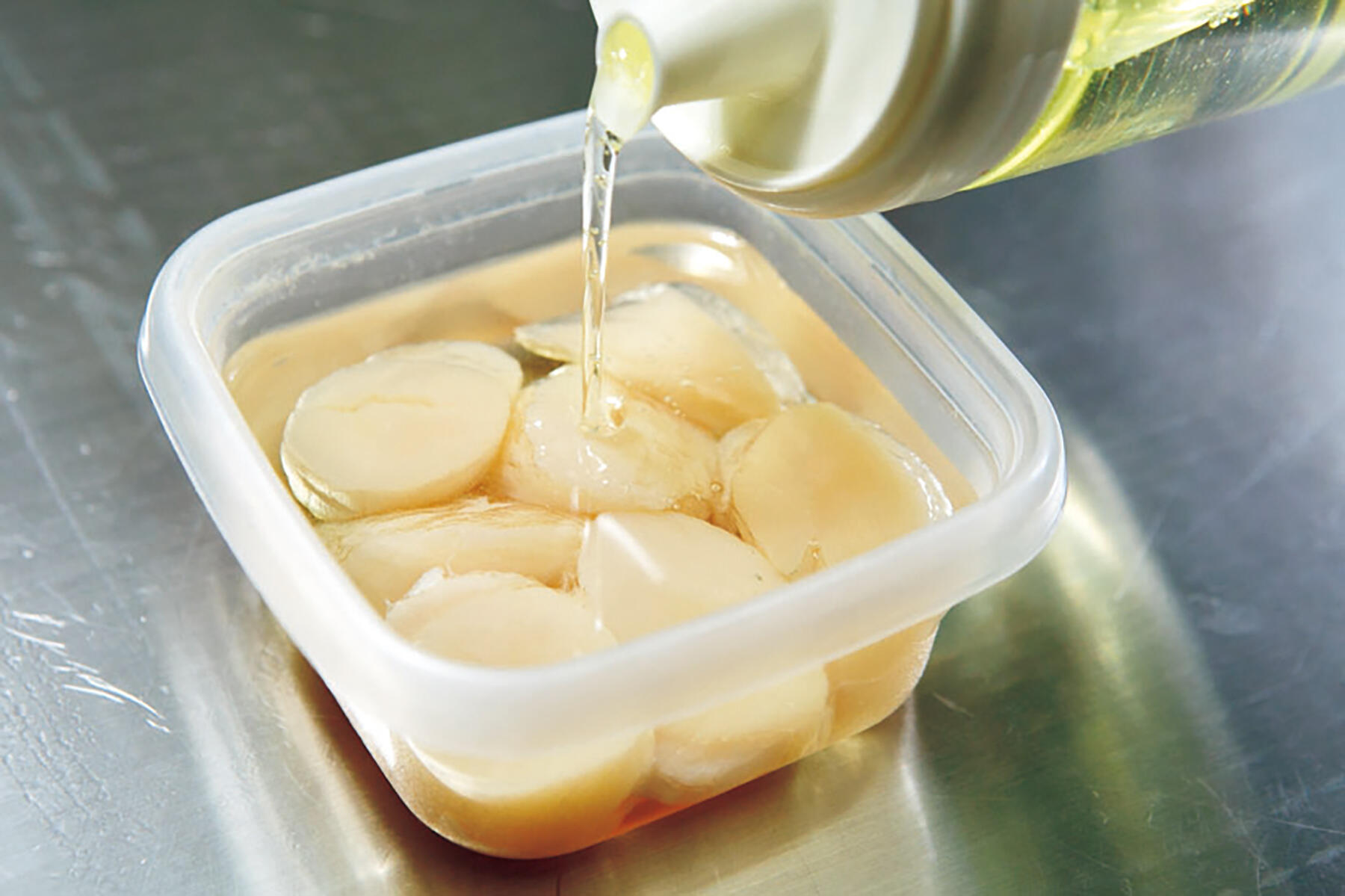 冷凍ホタテと小松菜のニンニク醤油炒め♪