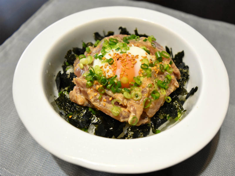 ブリのごま漬け丼にんにく風味クラシル