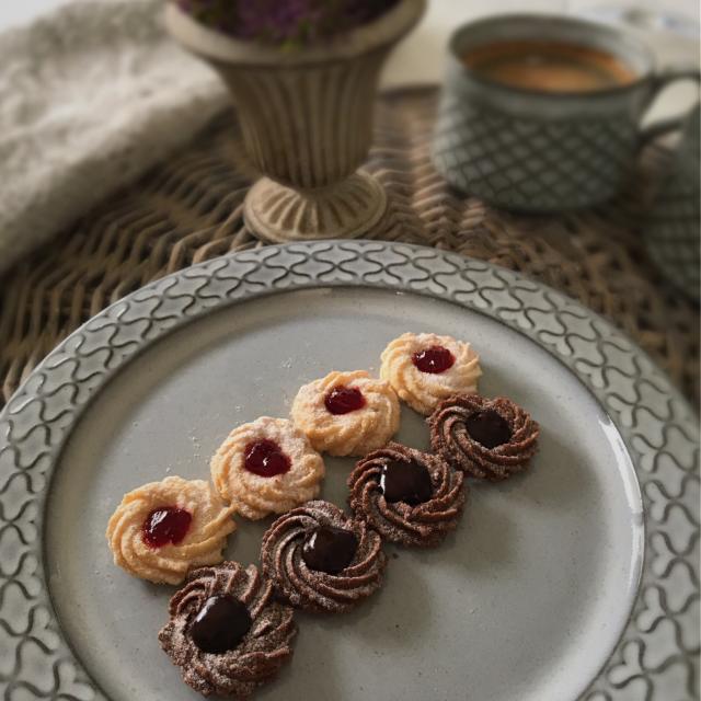 基本のジャムクッキー。キラキラかわいい♪