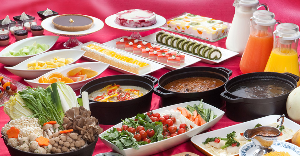 蓼科高原で楽しむ！the Switchback TATESHiNAの薪窯料理と犬と一緒の山歩き