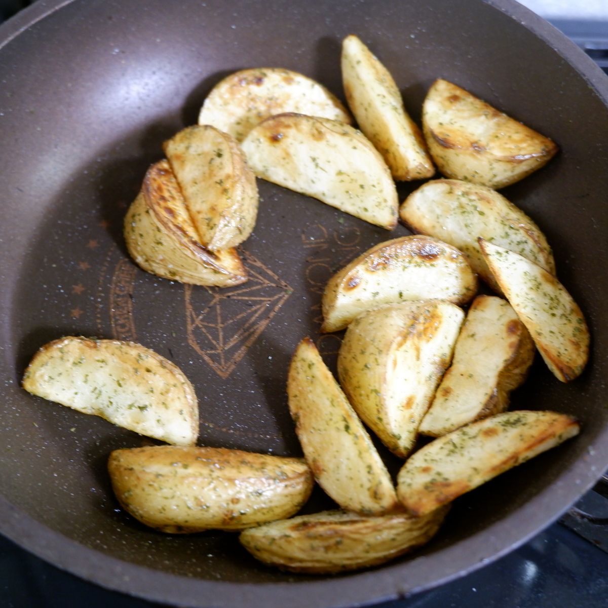 「イタリアンハンバーグ」＆蒸しなすとバターポテト、わかめのスープ 3人分