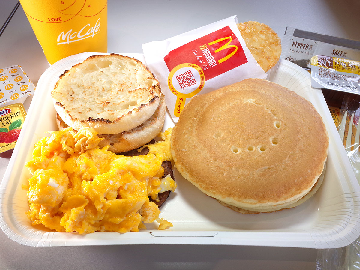 マクドナルド「マックグリドル ソーセージエッグ」を食べてみた感想 進撃のグルメ- エキスパート - Yahoo!ニュース