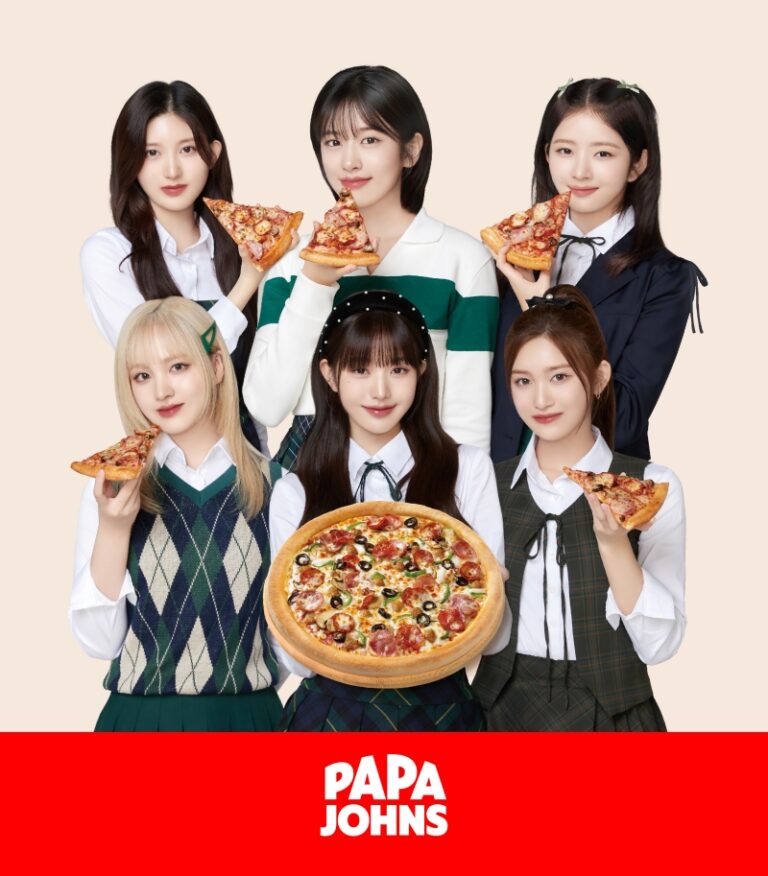 外食業界全般が景気低迷に陥っている中で、韓国パパジョーンズの成長勢が注目を集めている。韓国パパジョーンズはこの5年間、売上が急増し、国内売場数の増大を成し遂げた。最近はピザに続き、独自のチキンフラン- MK