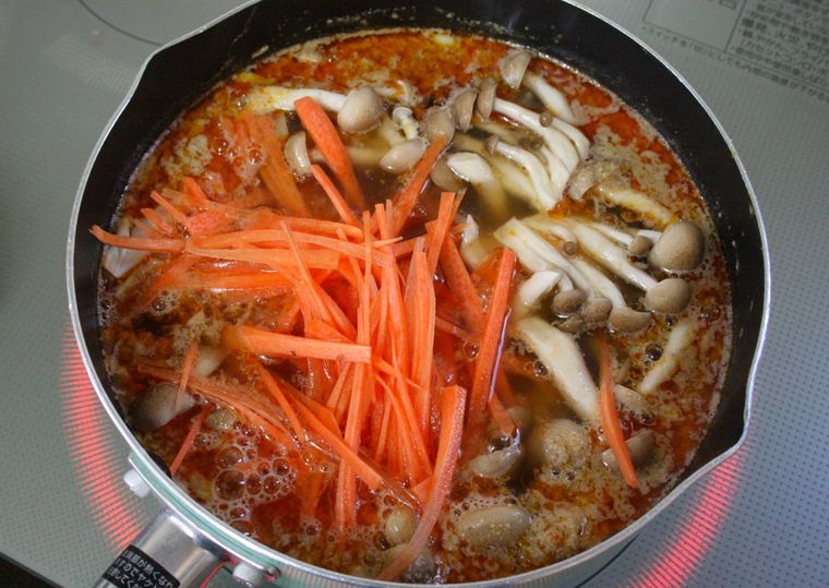 15分で作れる簡単レシピも♪坦々スープの人気レシピ7選の人気レシピ・作り方デリッシュキッチン