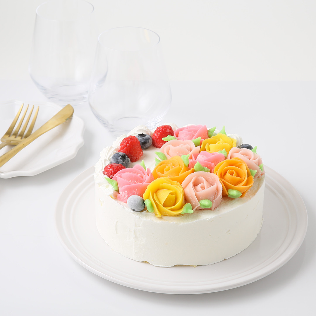 卵1つ分で☆イチゴのミニショートケーキ