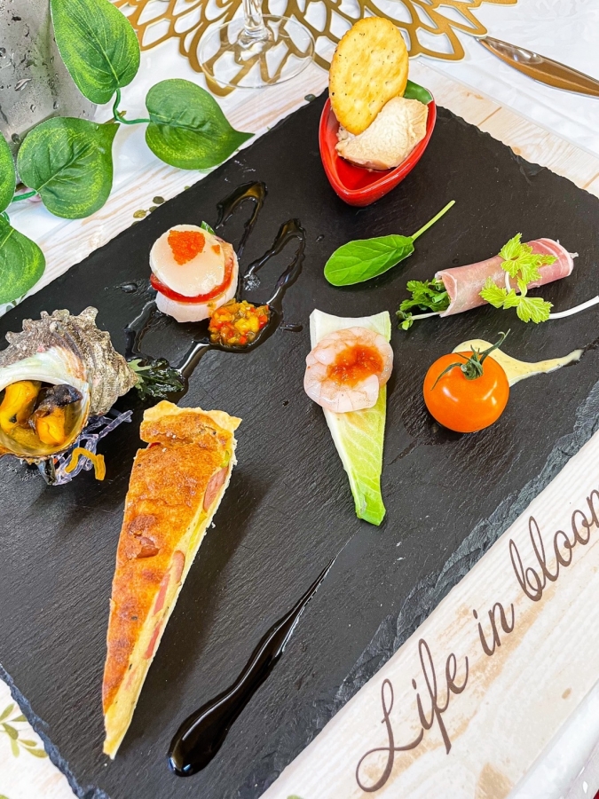 フレンチ×スパイスで記憶に残る味わいを。地上100mからの渋谷の夜景と愉しむ「クリスマスディナーコース」を販売2020年12月8日-エキサイトニュース