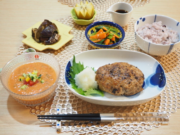 ハンバーグ定食 和風ハンバーグ×油淋鶏 1,080円大衆食堂 縁 - くるめし弁当