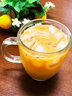 水出しアイスティーを楽しむレシピ「ディカフェパインレモンのフラワリーティー」Afternoon Tea