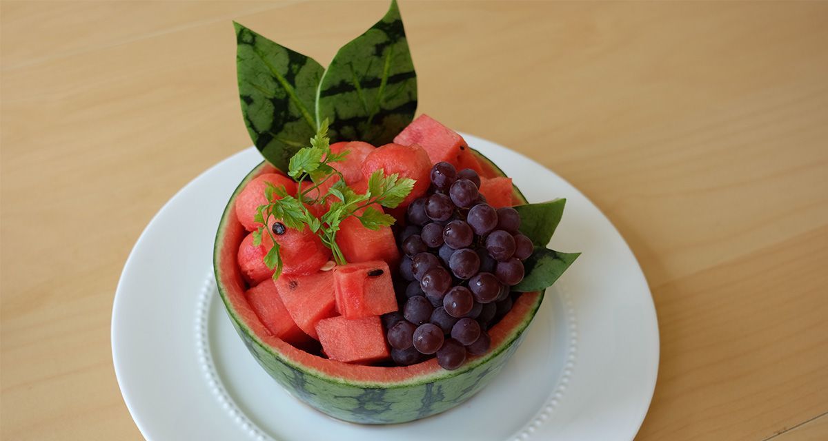 果汁がこぼれにくいサイコロカット♡スイカの切り方