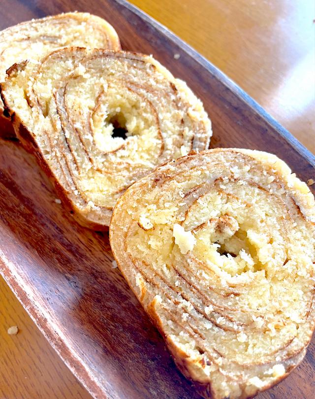 重ねて焼いてしっとり甘い♪ ミニバームクーヘン