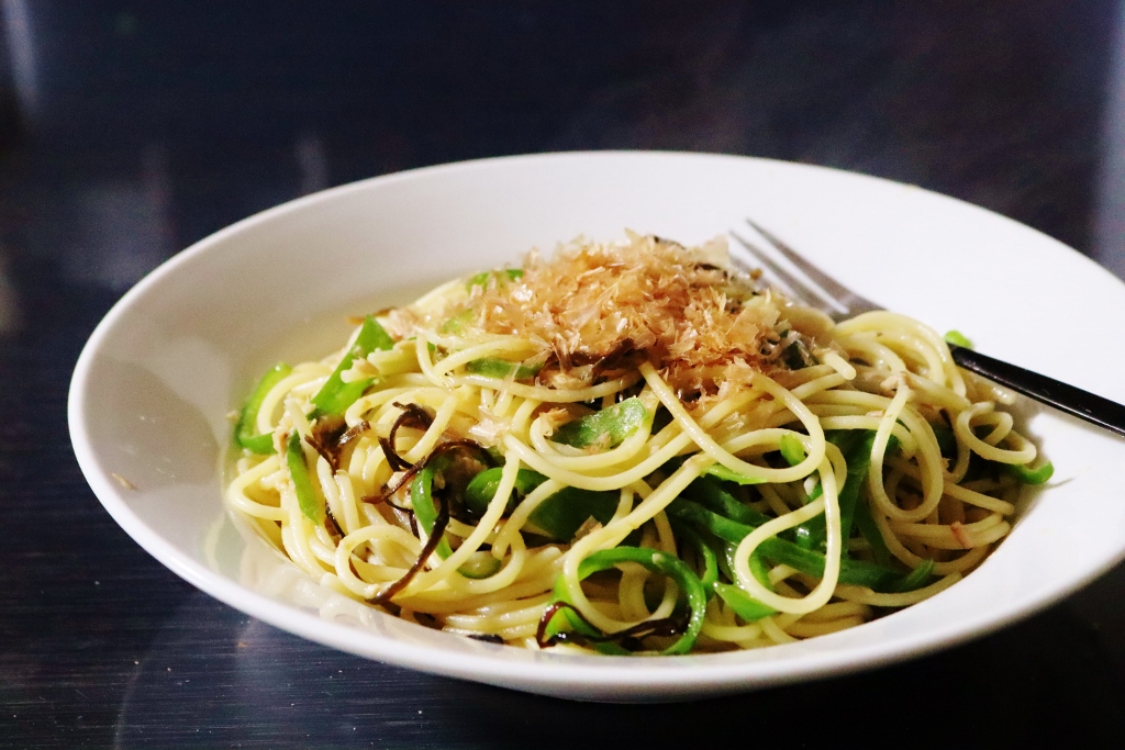 ぱぱっとすぐできる♪旨味豊富で、ご飯にも合う！簡単ピーマンの副菜レシピ