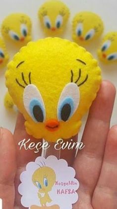 フェルト」のアイデア 8 件ワッペン 手作り, フェルト マスコット 型紙, お守り 手作り 部活