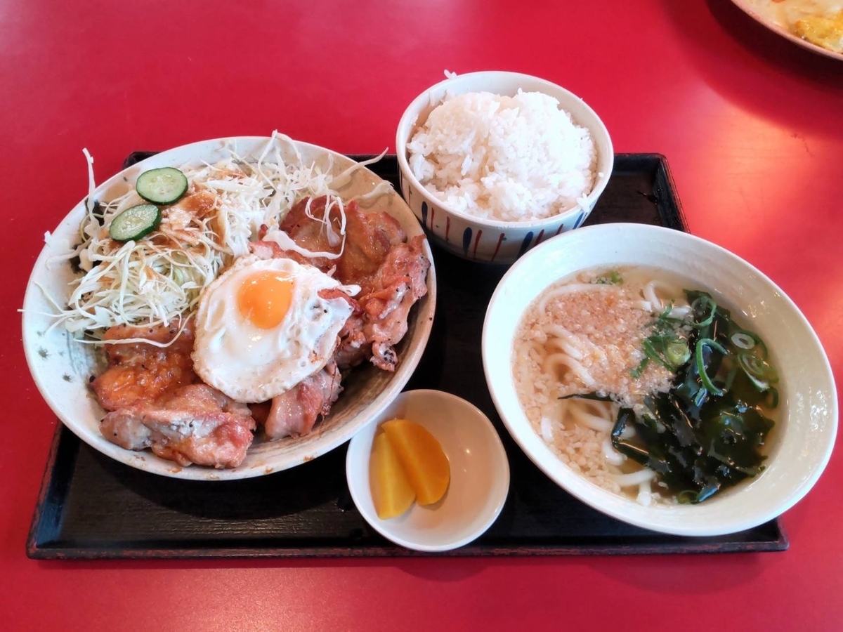 福岡 名物のメガ唐揚げ丼＆冷やしうどん♪＠大和家 : 博多おんな節