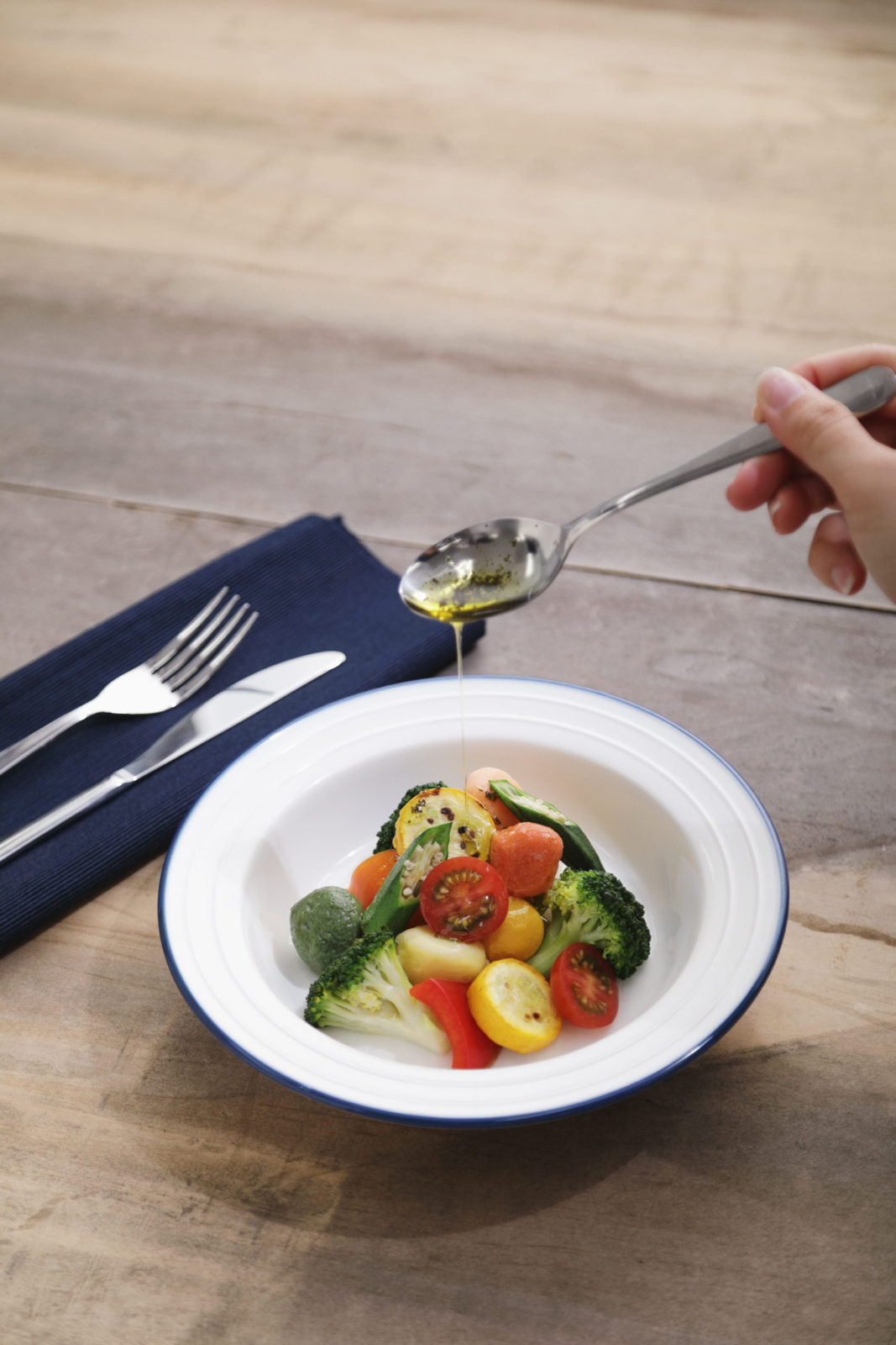 Official Site Fish Bank TOKYO フィッシュバンクトウキョウ高層階での贅沢ランチやお祝いディナー！お肉とワインを楽しむモダンフレンチ料理と地上215Mから東京タワーを眺めながら華やかな時間を 汐留 新橋フレンチ