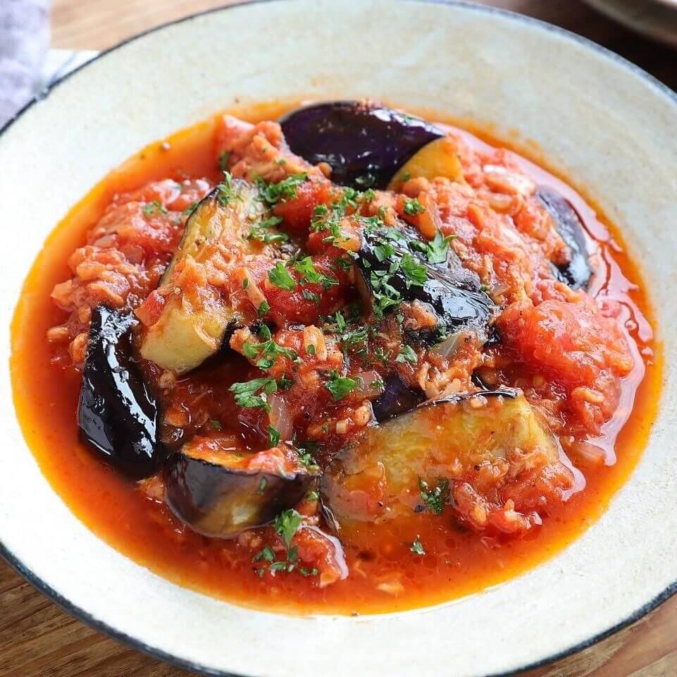 トマト缶を使って20分で作るひき肉となすのカレー レシピ・作り方 by あーにゃ8129 - 楽天レシピ