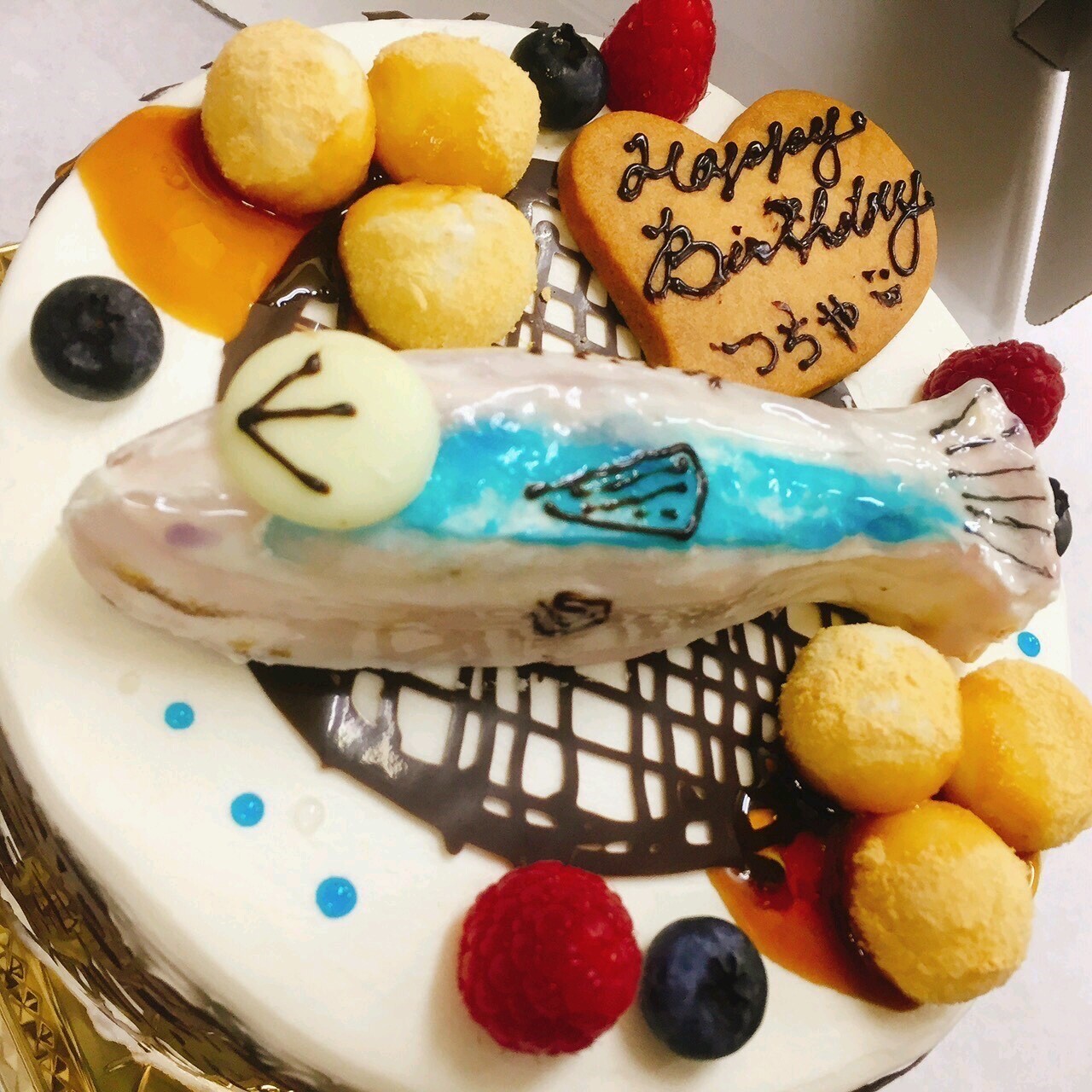 39 件の「魚ケーキ」や「ケーキ」のアイデアを見つけましょう魚、ケーキ デコレーション、料理 レシピ など