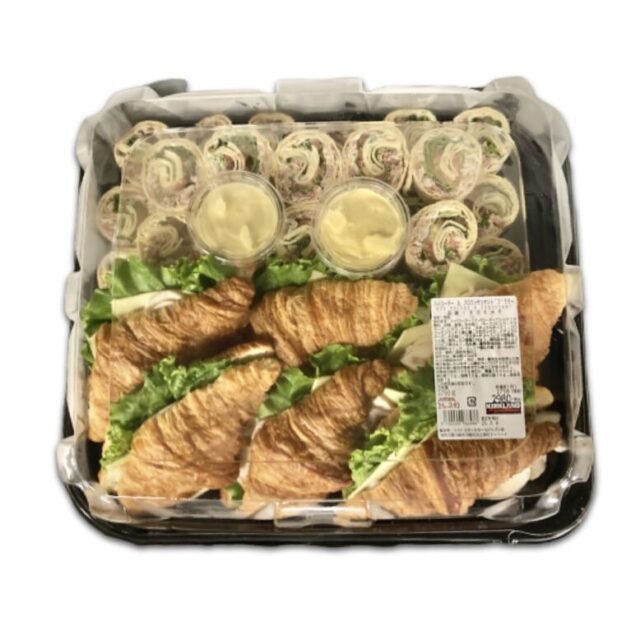 大きな イチゴ☆ひたち姫 の、 コストコ クロワッサン サンド