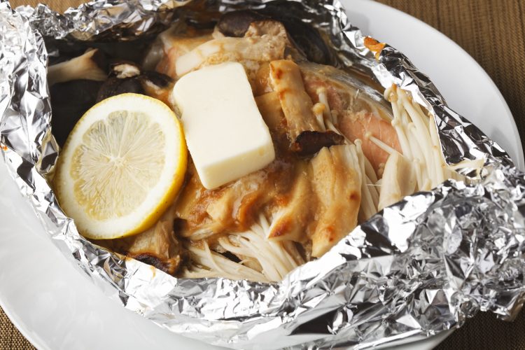そのまま使える里山ぶなしめじとたっぷりきのこの白身魚のホイル焼きカットぶなしめじのミスズライフで賢い選択