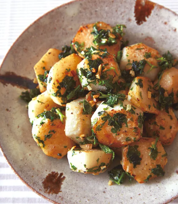 おつまみにも副菜にも！「里芋とベーコン」で作るほっくりおかずフーディストノート