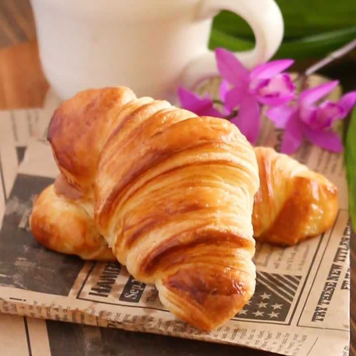 クロワッサンの簡単レシピです。バターを折り込まずに作ってみました。日好日記~ひよしにっき