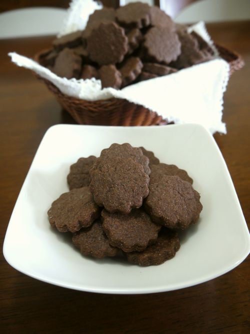 簡単♡さくさく塩ココアクッキ