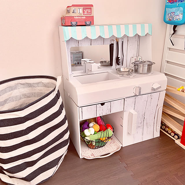 こどもと暮らす。 おままごとキッチン セリアのマステ ダイソーの木目シート ダンボールキッチン などのインテリア実例 - 2020-02-0721:02:37RoomClip ルームクリップ