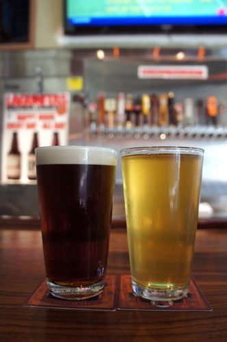 漫画で学ぶ 日本人が間違いやすい英会話 第81話「乾杯する」 – スタディサプリENGLISH Cafe