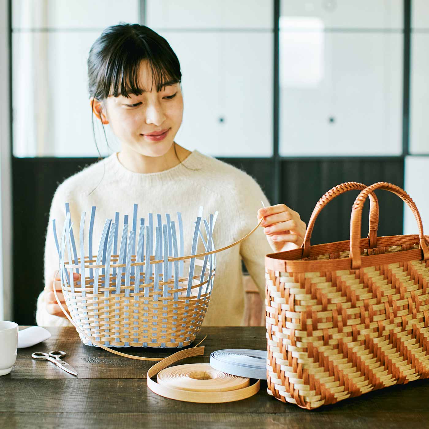 14 初心者必見！基本のバッグ paper craft☆ How to make a bag of paper strings♪丁寧に解説♪ -YouTube