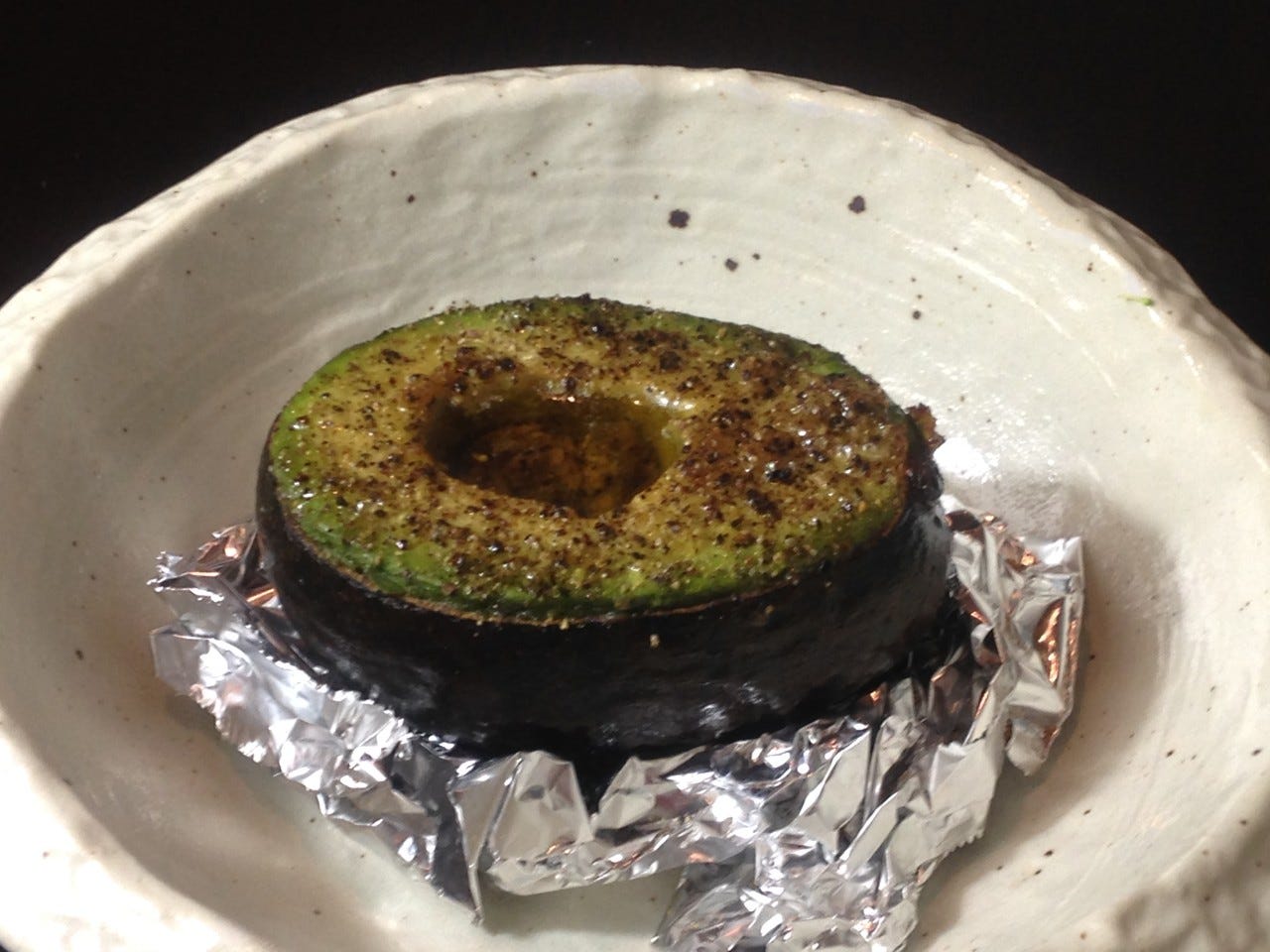 家事ハック アボカドの追熟を早める裏ワザ！おうちにある「アレ」で包むだけでスピーディーにやわらかくえんウチ