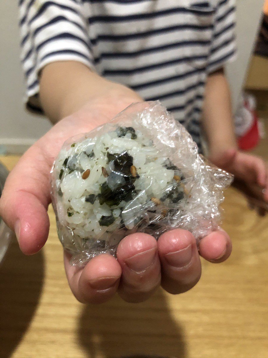 盛り付け下手だけど栄養満点-`ω- b なんだか、野菜盛りすぎた*´艸｀ ｸｽｸｽ 白ご飯が無かったのでスープに‪w 嫁2〜3年目過ぎたけど料理が上達しない ^_^;料理 料理下手料理初心者料理記録料理上手くなりたい料理写真を撮ってる人と繋がりたい料理初心者と‬