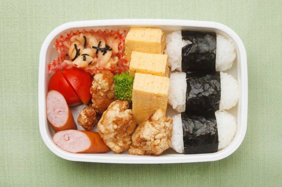 毎日の夕飯作り献立 品数を多く出すときの料理を作る順番などコツを覚えてきました。赤マルレシピ株式会社赤マルソウ