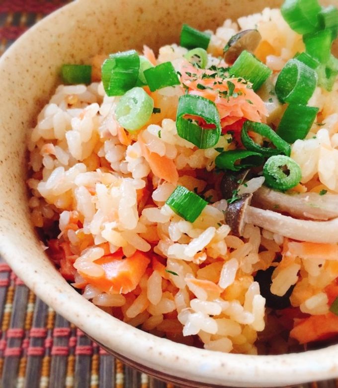 バター香る塩鮭とコーンの炊き込みごはん