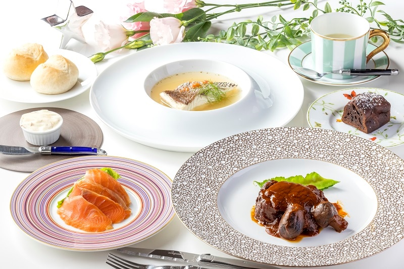 楽天市場 創作フレンチオードブル 2人前 9品 黒毛和牛ローストビーフ入り フレンチシェフが作る 手作り オードブル パーティ お肉料理 洋食 お返し女子会 ホームパーティ ディナー プレゼント 誕プレ グルメ フレンチ 送料無料 : Smartiv